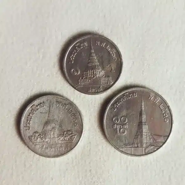 1 5 and 10 satang coin if u wonder if they exist yeah they v0 etYemsDKKPJu515jlH6R2xhJu1QCC NCDJdndVvBOmo